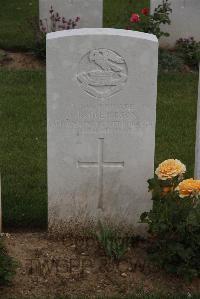 Wancourt British Cemetery - Robertson, J